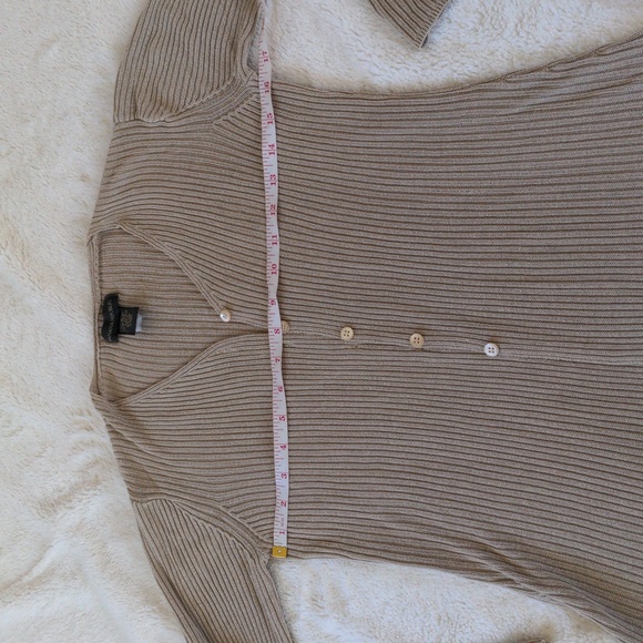 Banana Republic Silk and Rayon Tan Cardigan Size S - Picture 4 of 6